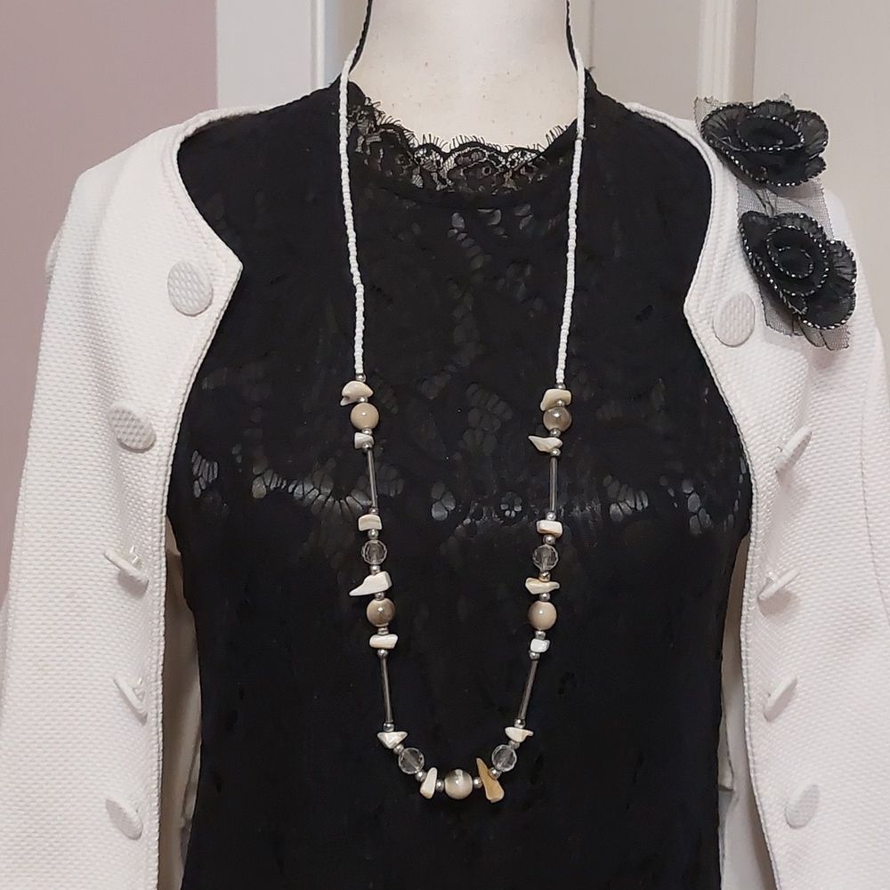 White Seed Beads and MOP Shell Chip Beads Flapper Necklace